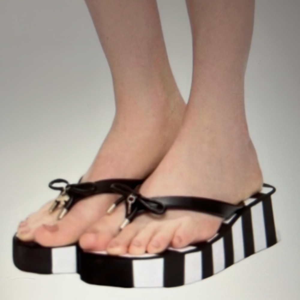 Kate Spade Rhett Black & White Wedge Platform Thong Sandal Women's Size 9